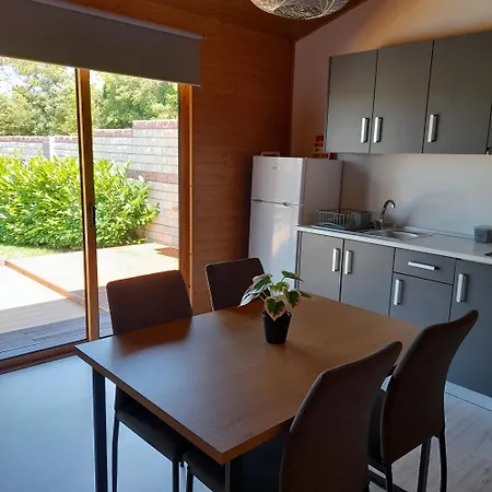 Semesterbostad Village Casa